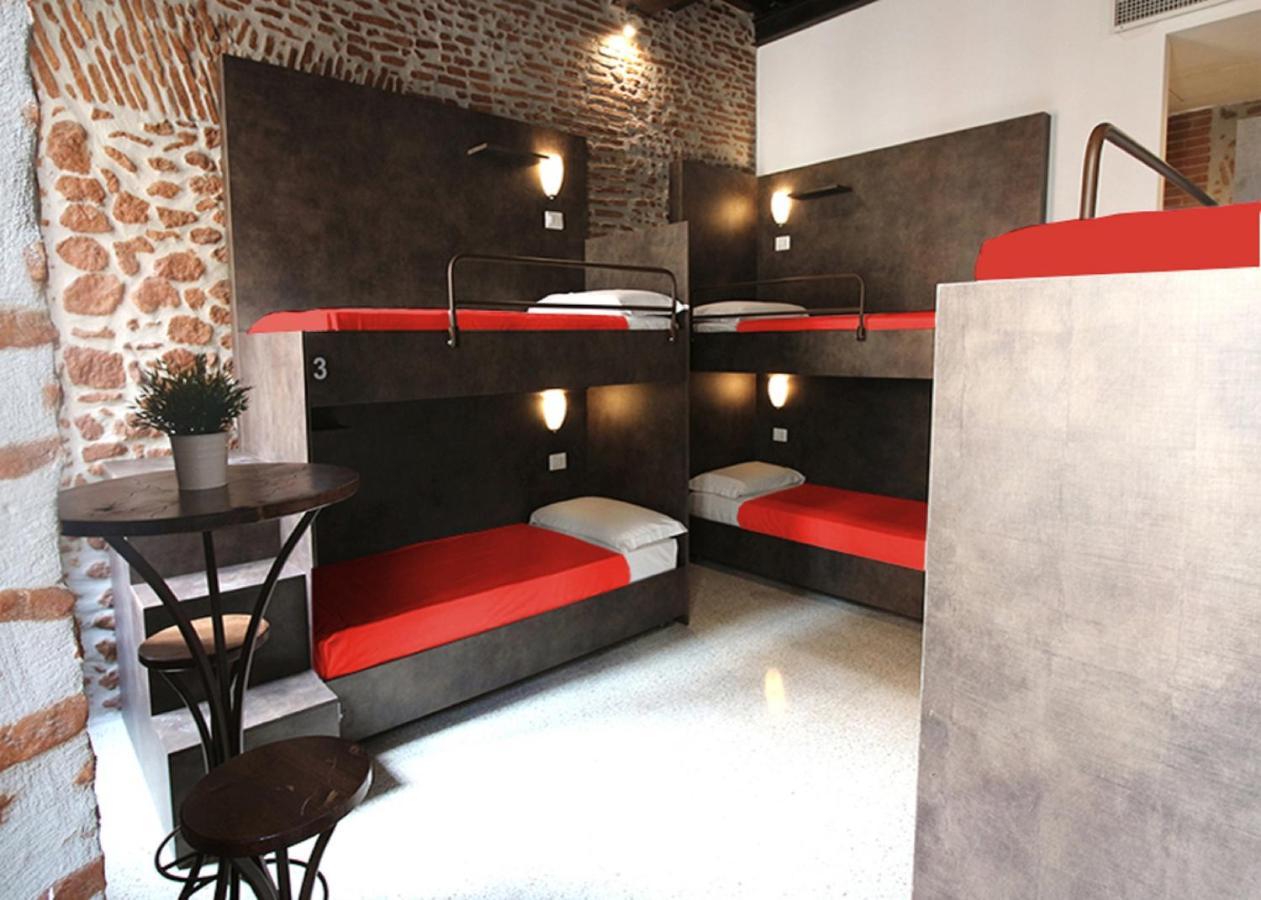 Hostal New Generation Center *