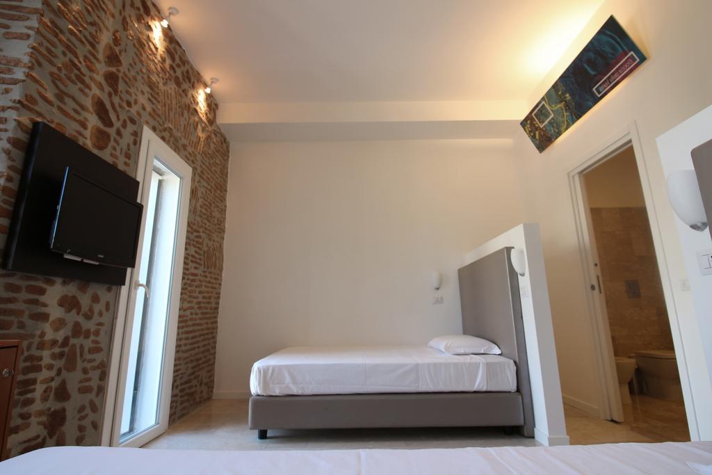 New Generation Center Hostal *