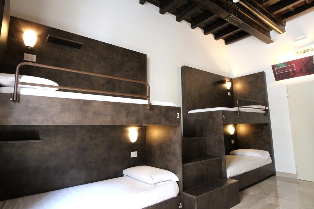 New Generation Center Hostal