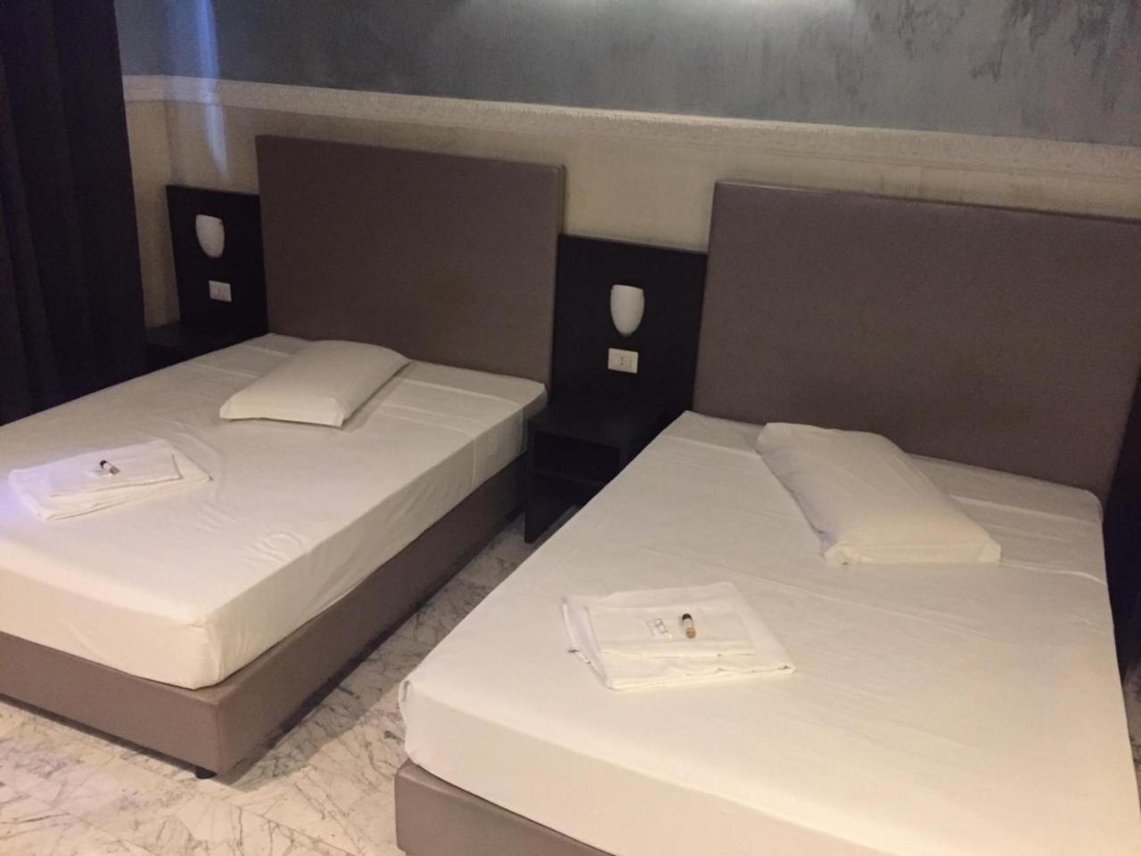 New Generation Center Hostal